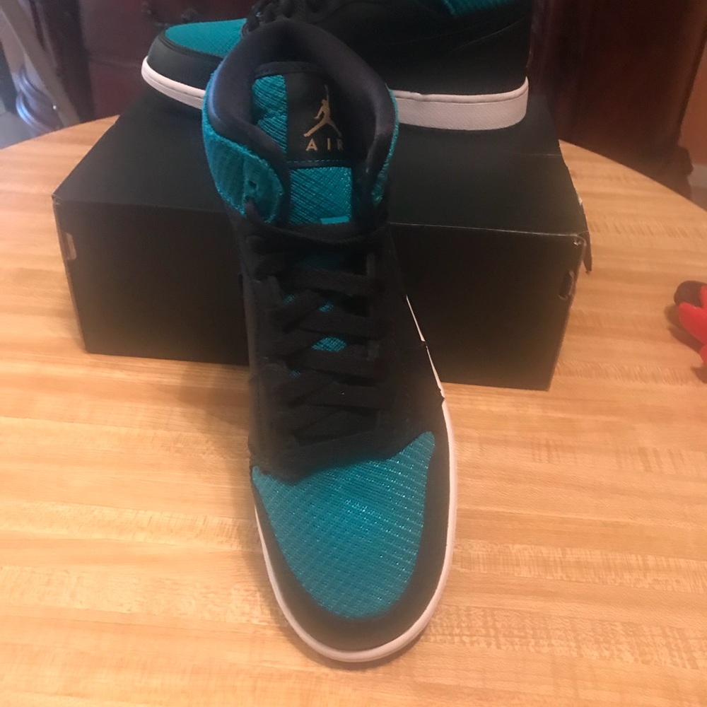 Air Jordan 1 Retro High GG